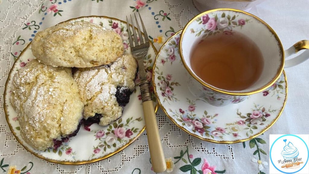 Biscotti del mattino alla mela e mirtilli