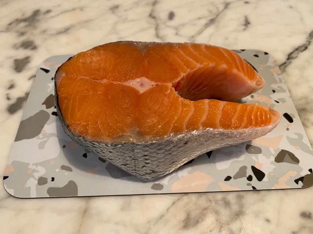 salmone fresco fetta pannablue